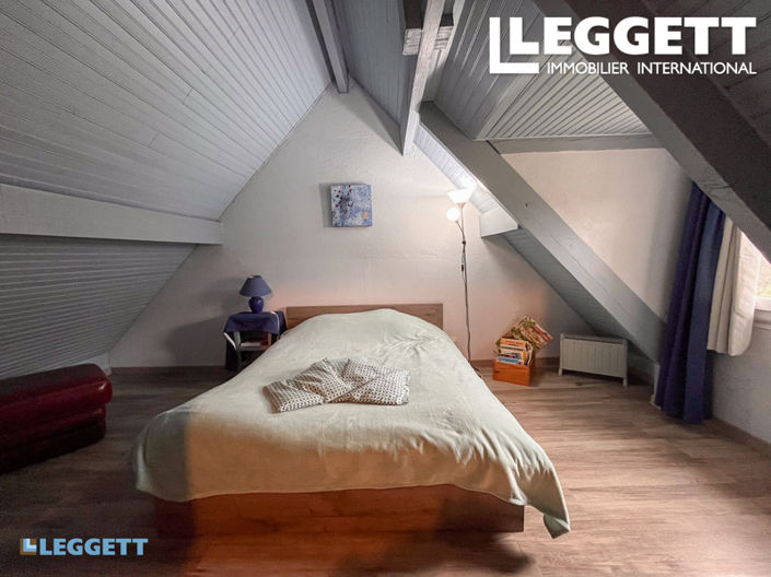 Image No.9-4 Bed House for sale