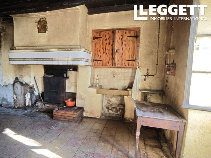 Image No.5-2 Bed House for sale