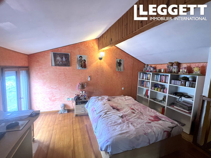 Image No.3-2 Bed House for sale