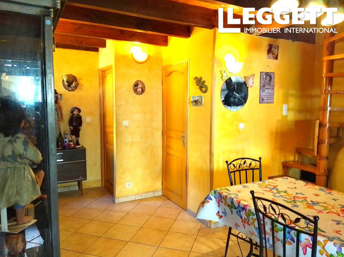 Image No.4-2 Bed House for sale