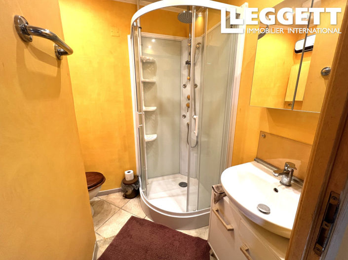 Image No.7-2 Bed House for sale