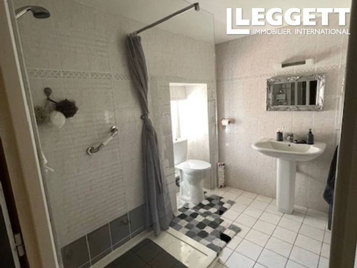 Image No.7-3 Bed House for sale