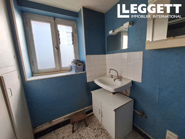 Image No.7-2 Bed House for sale