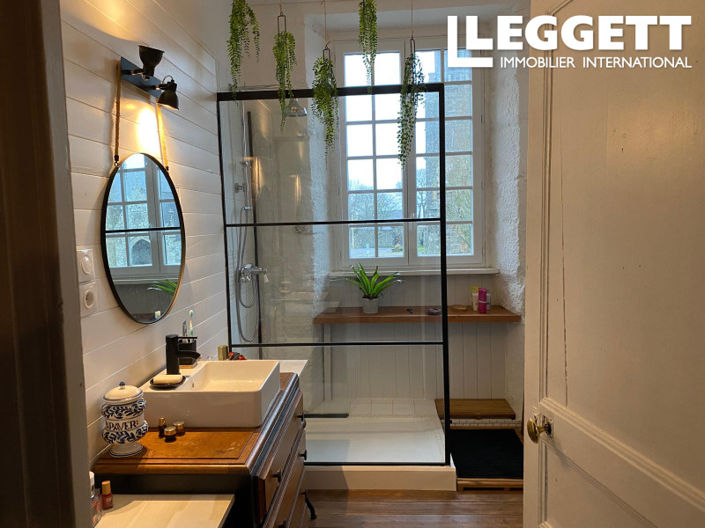 Image No.8-2 Bed House for sale