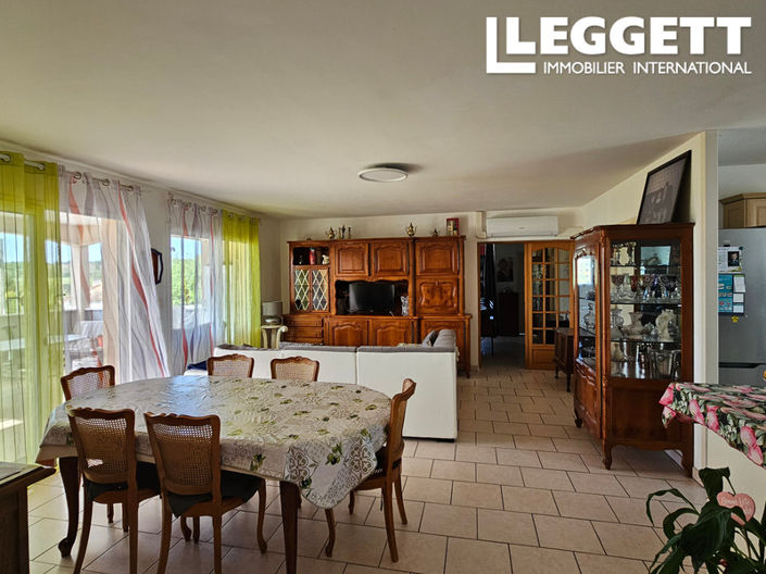 Image No.3-Maison de 5 chambres à vendre à Saint-Quentin-de-Chalais