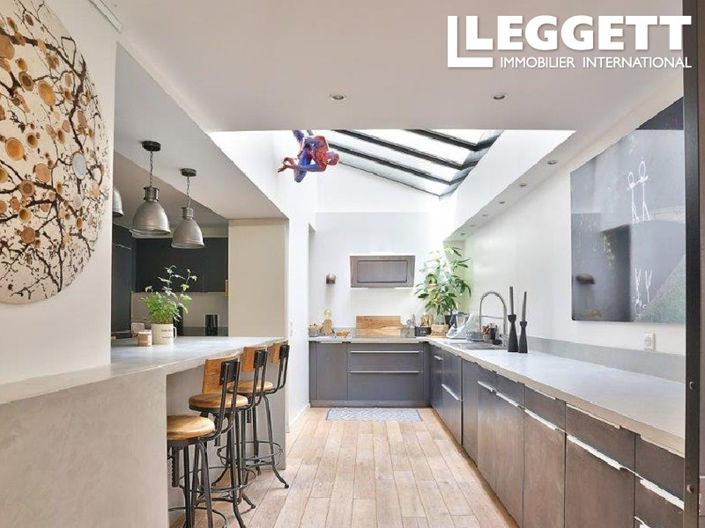 Image No.5-6 Bed House for sale