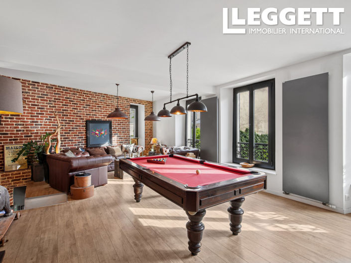 Image No.6-6 Bed House for sale