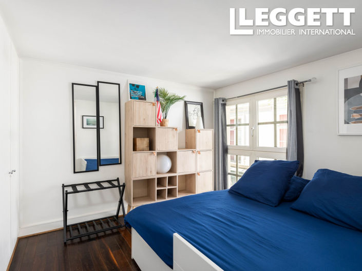 Image No.10-3 Bed Apartment for sale