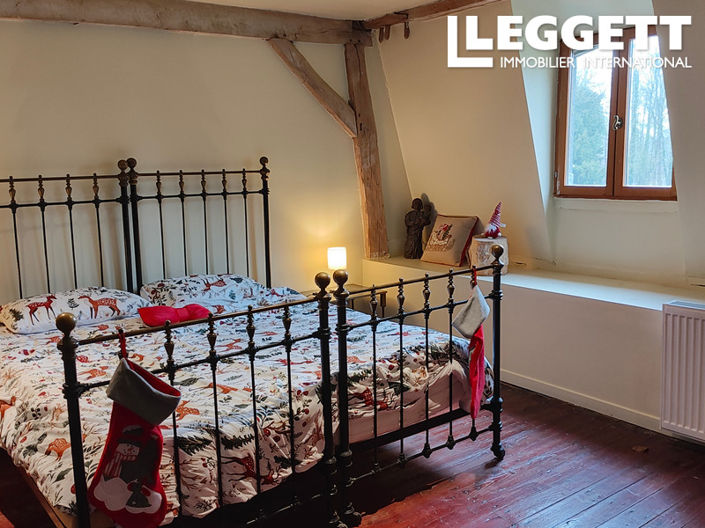 Image No.10-3 Bed House for sale