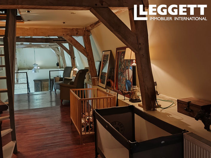 Image No.9-3 Bed House for sale