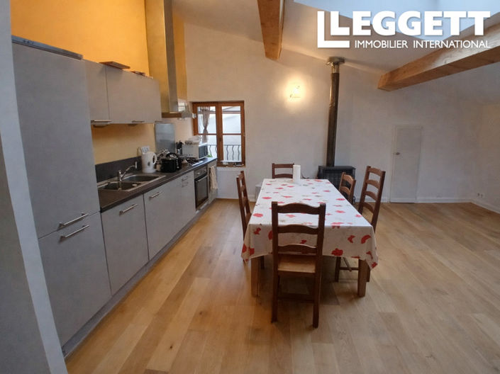 Image No.2-4 Bed House for sale