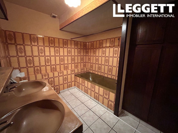 Image No.7-2 Bed House for sale