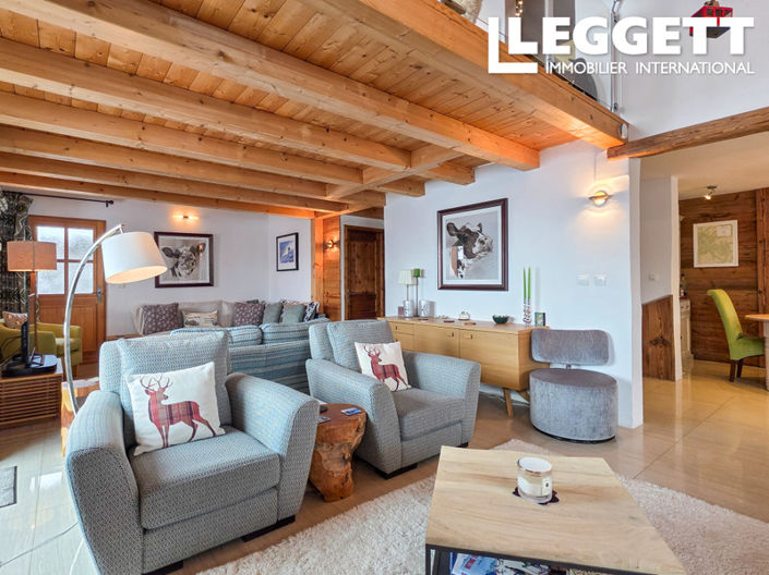 Image No.6-6 Bed House for sale