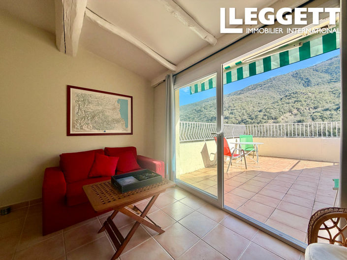 Image No.10-Maison de 4 chambres à vendre à Estoher