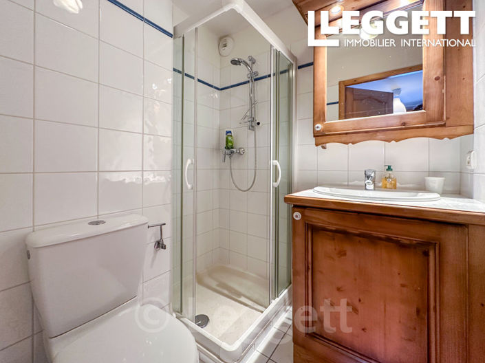 Image No.10-2 Bed Apartment for sale