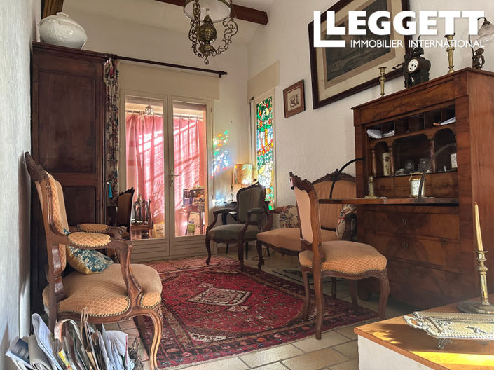 Image No.8-3 Bed House for sale