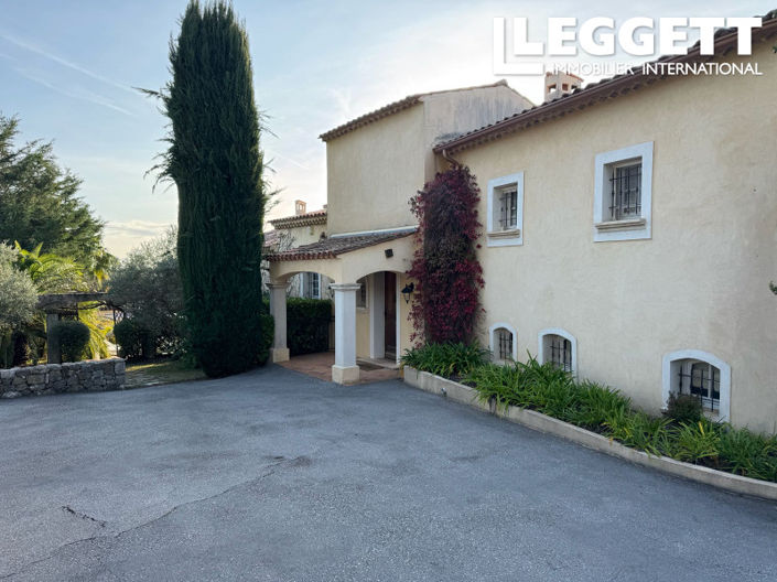 Image No.7-5 Bed House for sale