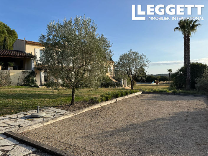 Image No.9-5 Bed House for sale