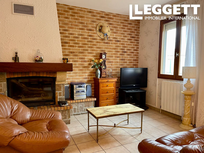 Image No.5-3 Bed House for sale