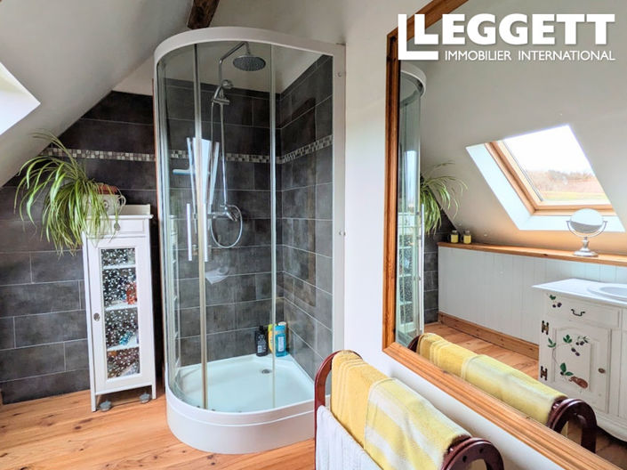 Image No.10-4 Bed House for sale