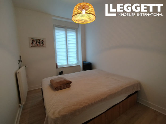 Image No.6-3 Bed House for sale