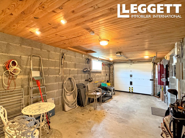 Image No.10-3 Bed House for sale