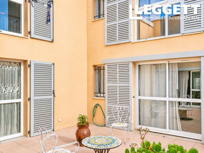 Image No.2-6 Bed House for sale