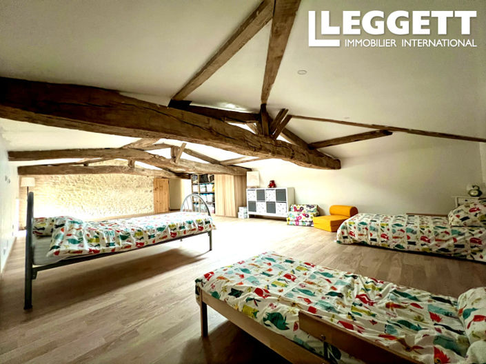 Image No.10-4 Bed House for sale