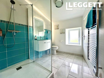 ahr0chm6ly9jzg4uagvzdglhlmltbw8vaw1hz2uvvevom