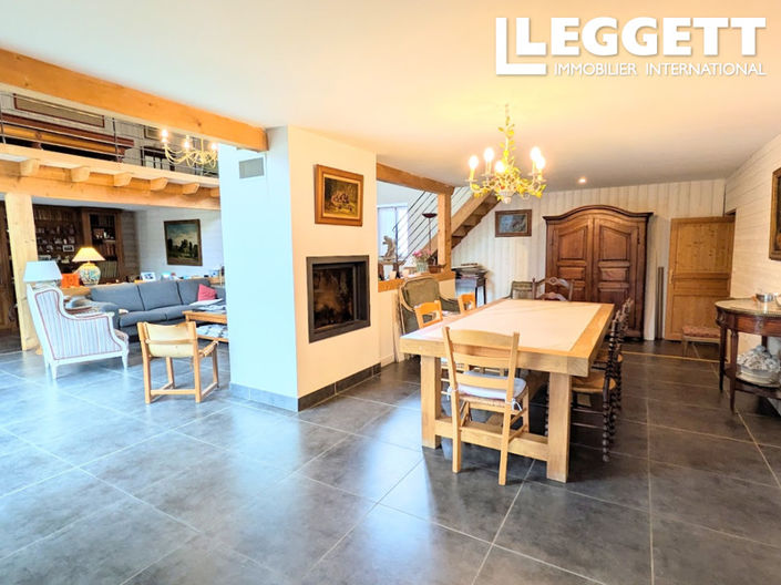 Image No.5-6 Bed House for sale