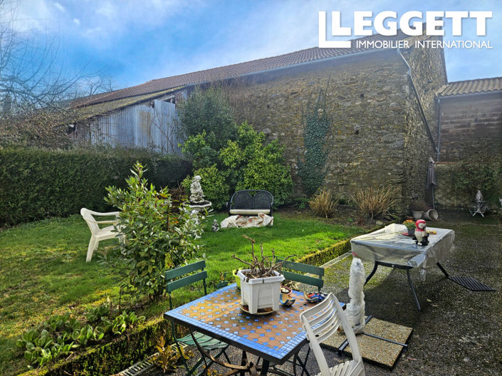 Image No.9-4 Bed House for sale