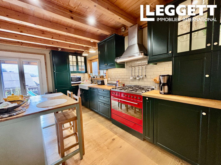 Image No.5-5 Bed House for sale