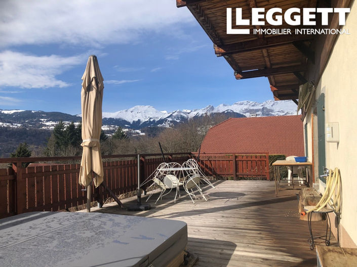 Image No.6-5 Bed House for sale