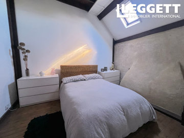 ahr0chm6ly9jzg4uagvzdglhlmltbw8vaw1hz2uvvevom