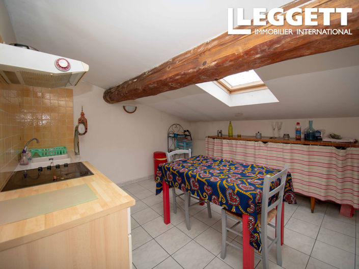 Image No.10-3 Bed House for sale