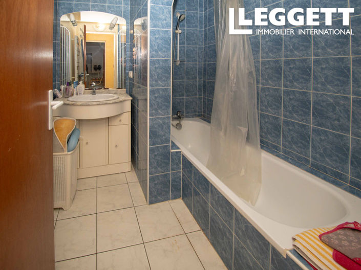 Image No.7-3 Bed House for sale