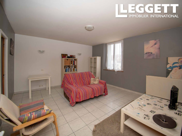 Image No.9-3 Bed House for sale