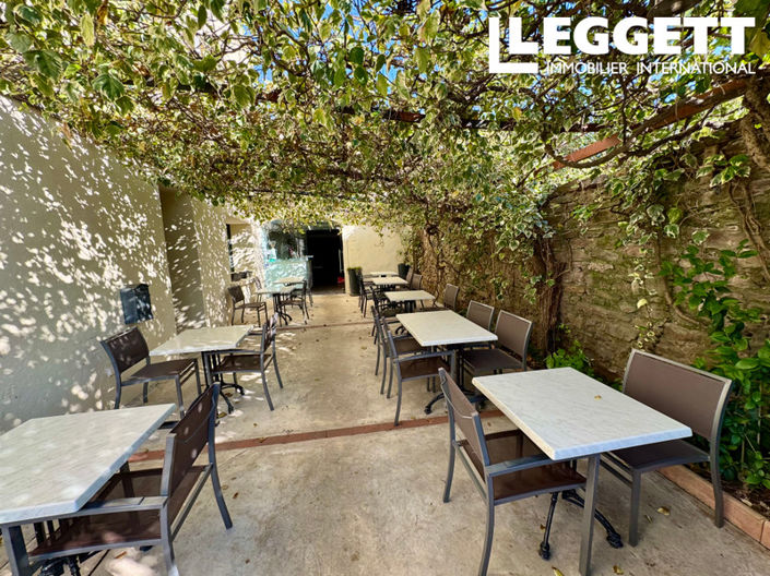 Image No.2-3 Bed Commercial for sale