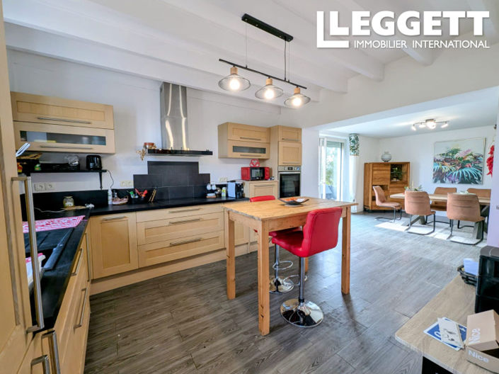 Image No.3-3 Bed House for sale