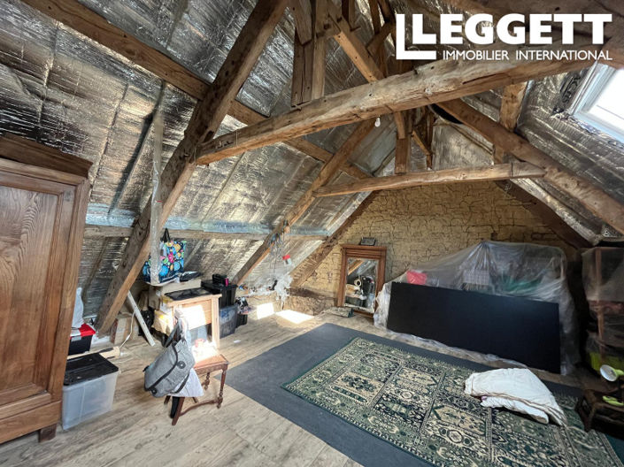 Image No.10-1 Bed House for sale