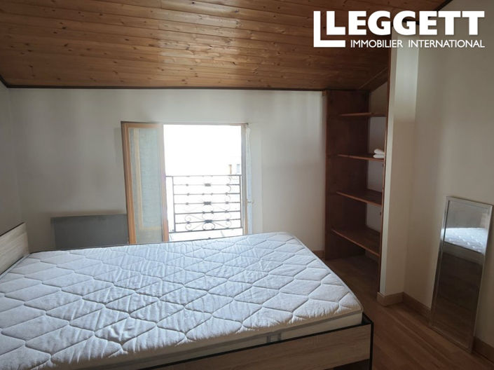 Image No.4-2 Bed House for sale