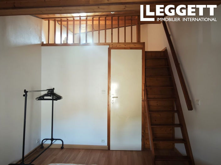 Image No.5-2 Bed House for sale