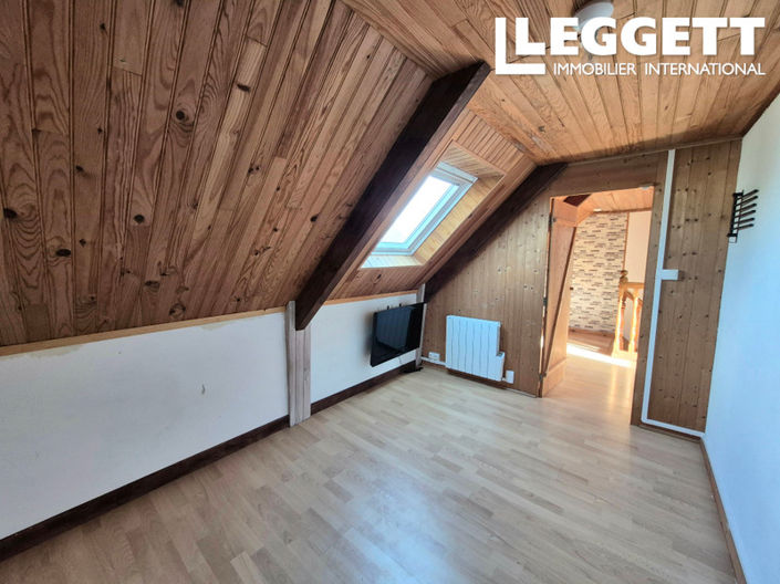 Image No.8-Maison de 2 chambres à vendre à Callac