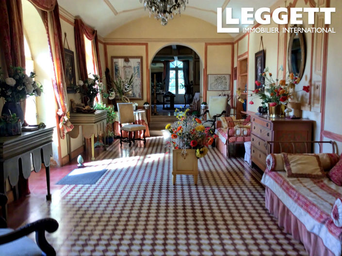 Image No.2-11 Bed House for sale