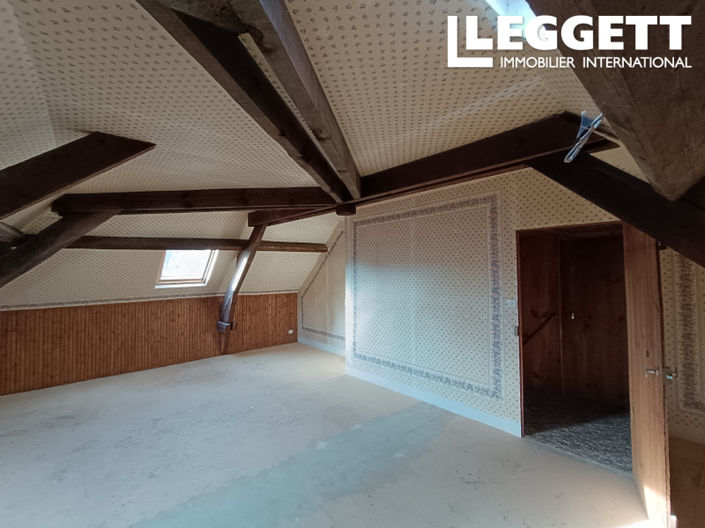 Image No.8-3 Bed House for sale