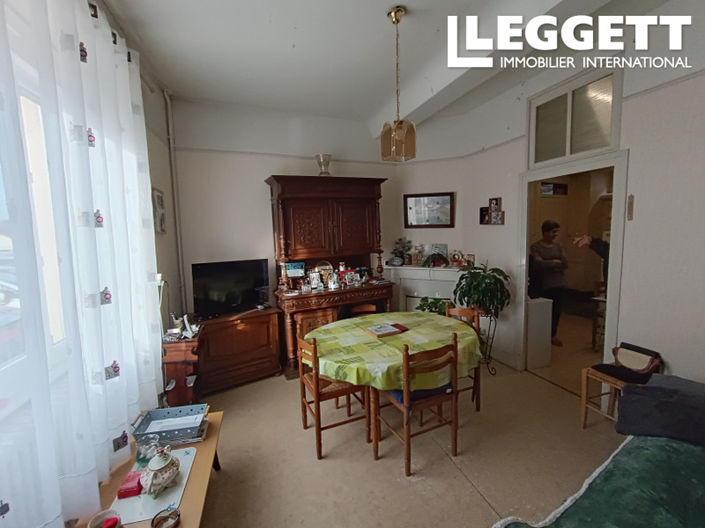 Image No.9-3 Bed House for sale