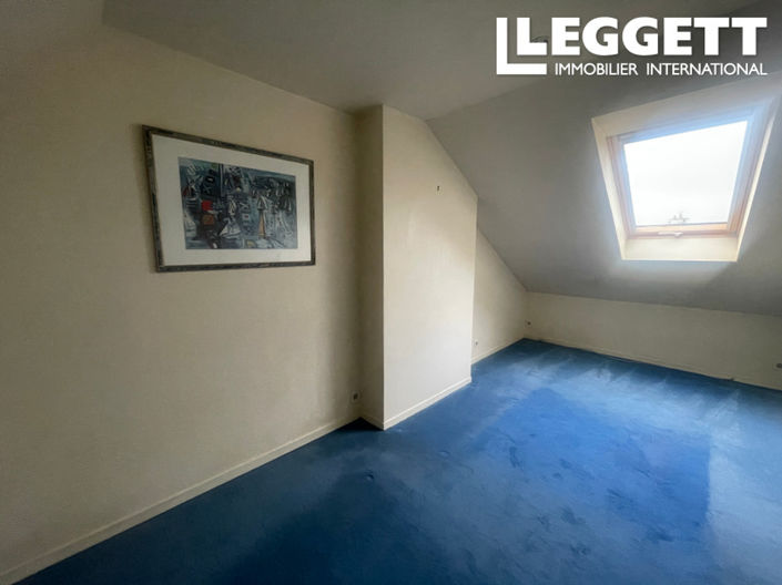 Image No.8-3 Bed House for sale