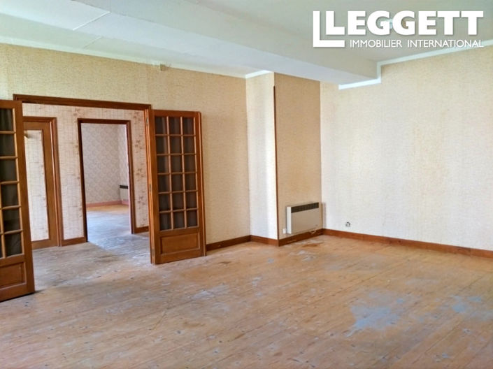 Image No.5-9 Bed House for sale