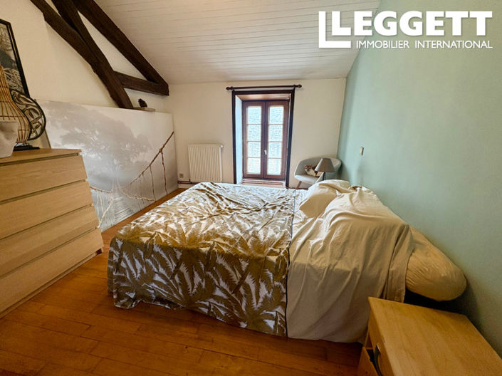 Image No.10-4 Bed House for sale
