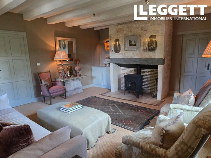 Image No.10-3 Bed House for sale